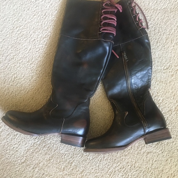 Shoes | New Cyn Black Freebird Boots 